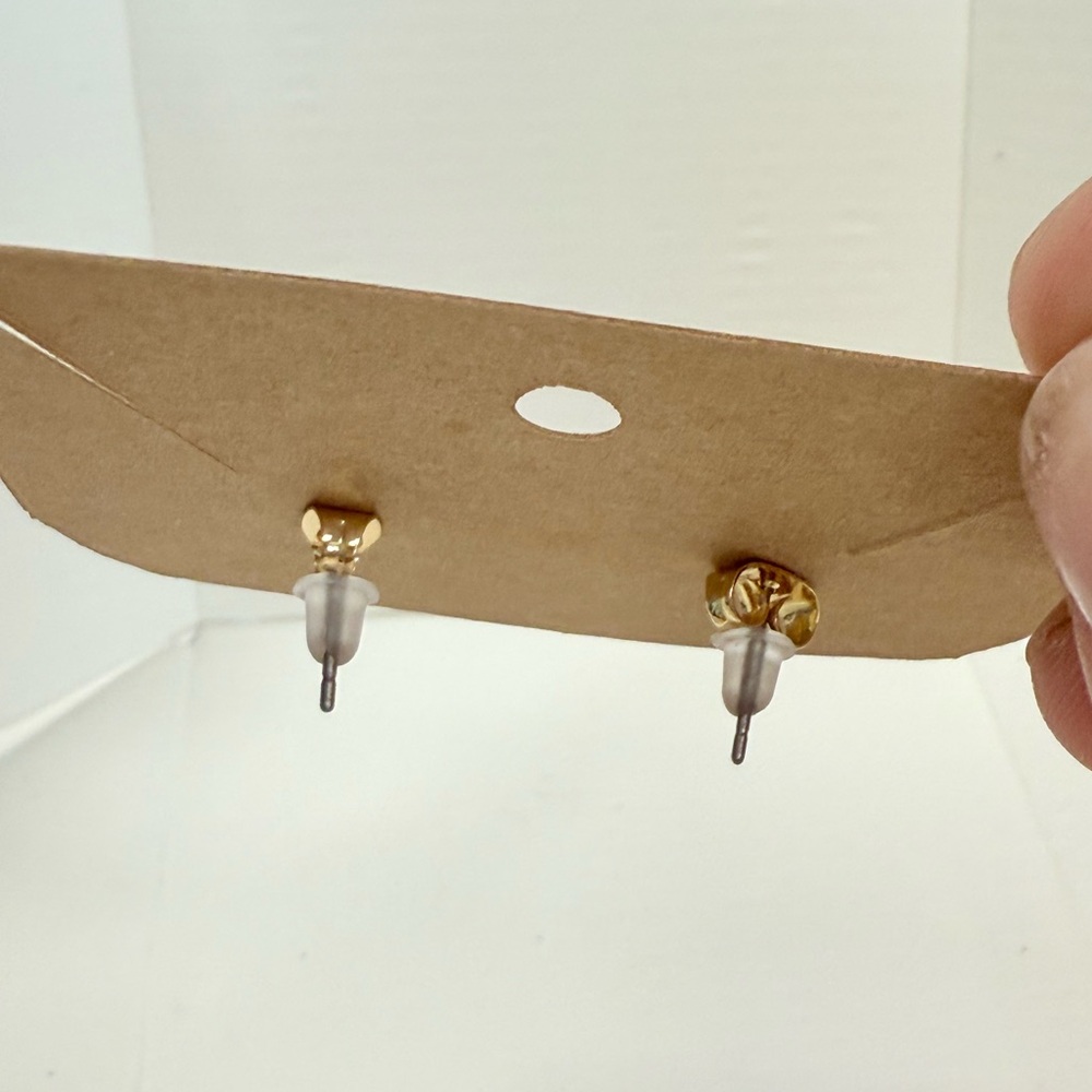 Gold Leaf Design Earrings - Picture 8 of 8